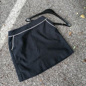 LOFT Black A-Line Petite Mini Skirt and POCKETS